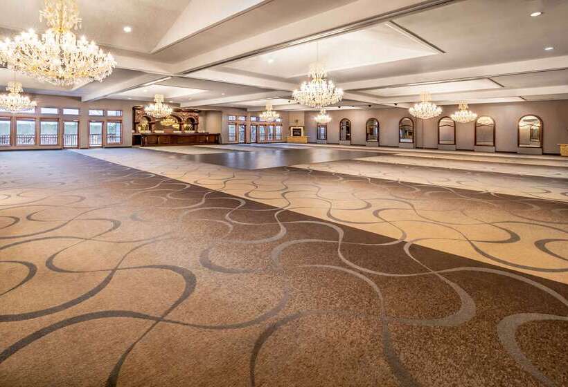 Riverview Inn & Suites, Ascend Hotel Collection