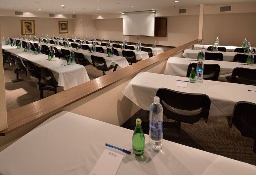 Riverview Inn & Suites, Ascend Hotel Collection