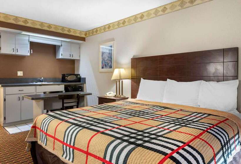فندق Rodeway Inn