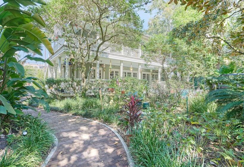 호텔 Sonder Wellborn