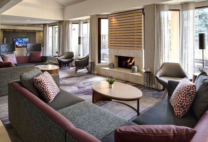 호텔 Sonesta Select Milwaukee Brookfield