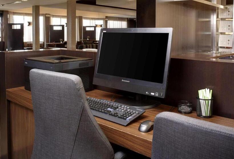 호텔 Sonesta Select Milwaukee Brookfield