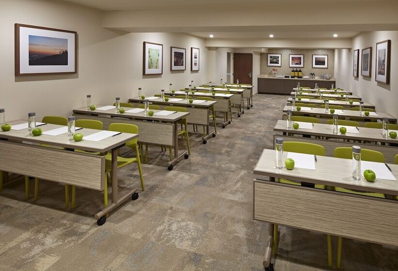 فندق The Anza  A Calabasas