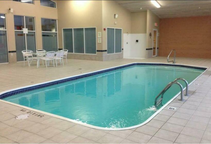 Отель Comstock Inn & Conference Center