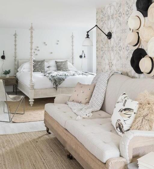 בית מלון כפרי The Coonamessett