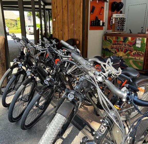 فندق The La Conner Inn