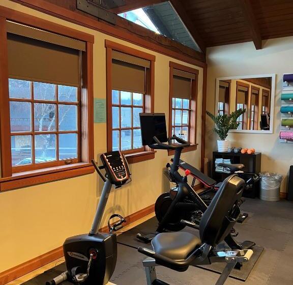 فندق The La Conner Inn