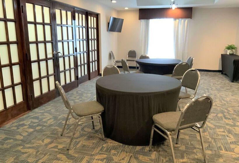 فندق Wingate By Wyndham Jackson Ridgeland