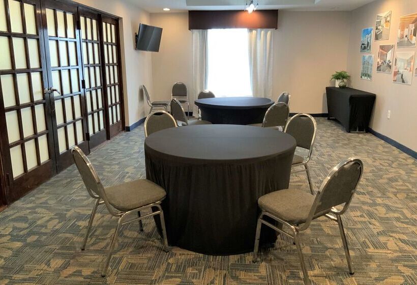 فندق Wingate By Wyndham Jackson Ridgeland