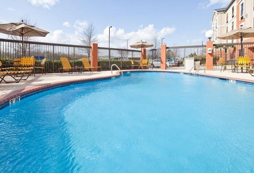 فندق Wingate By Wyndham Jackson Ridgeland