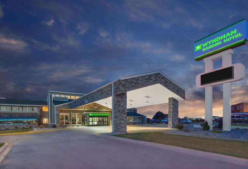 هتل Wyndham Garden Fort Wayne