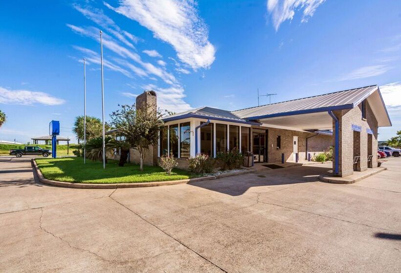 Motel 6 Freeport, Tx