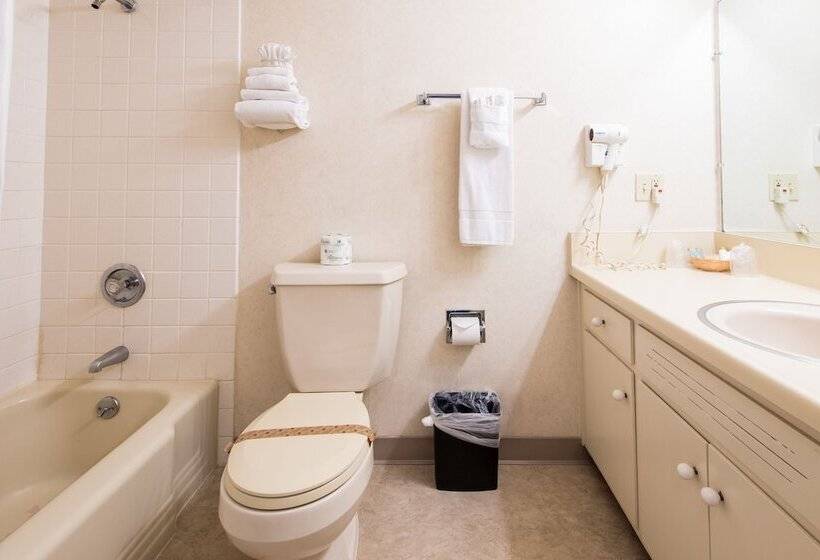 فندق على الطريق Coral Reef Inn & Condo Suites