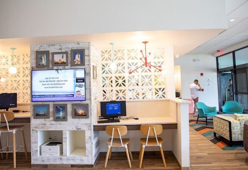 منتجع Beachside Hotel And Suites