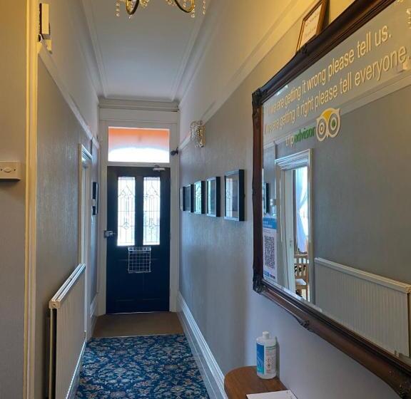 住宿加早餐  Waverley Park Lodge