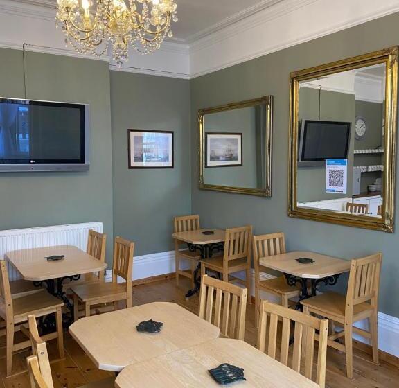 住宿加早餐  Waverley Park Lodge