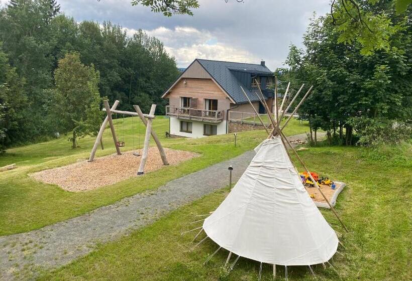 پانسیون Apartmány Chata Večernice