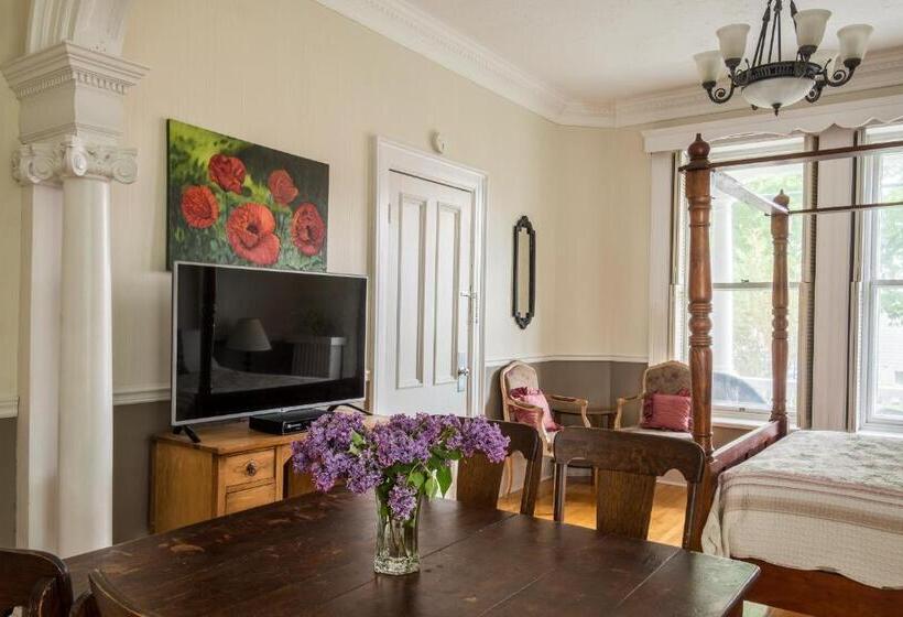 פנסיון Auberge De La Visitation