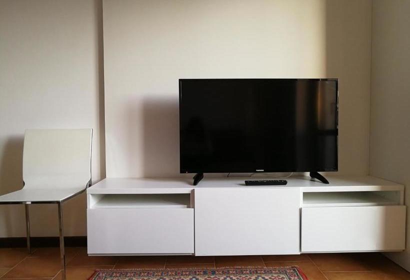 Пансион Carducci Apartment   The V Collection