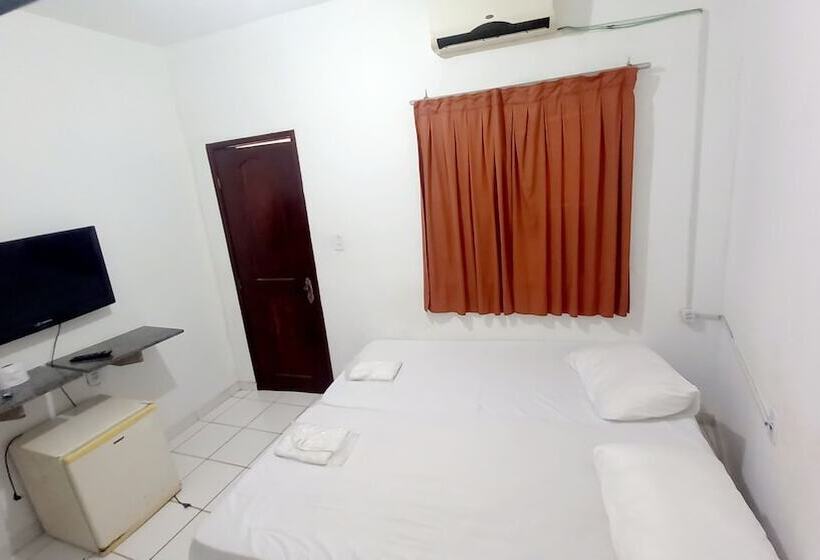 بنسيون Pousada Ilha Encantada