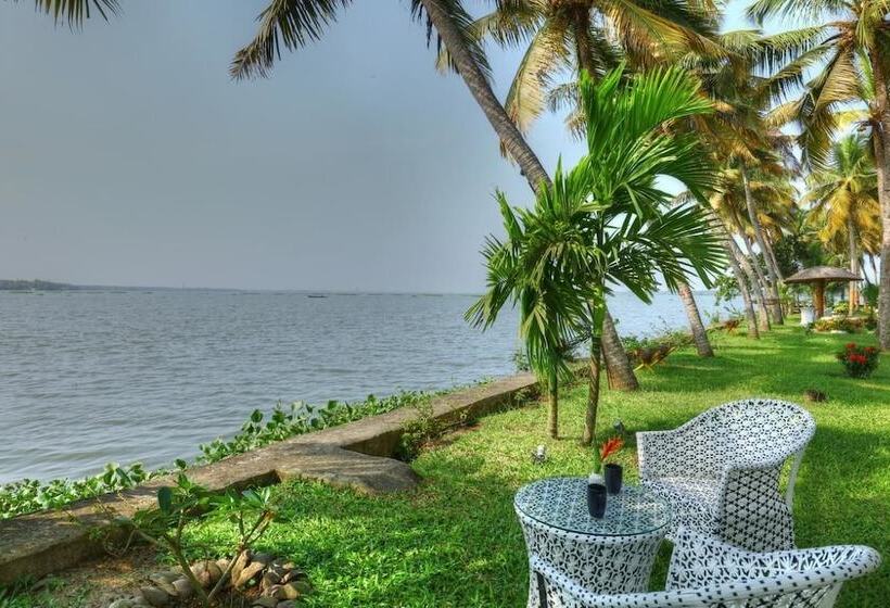 استراحتگاه Shady Shores