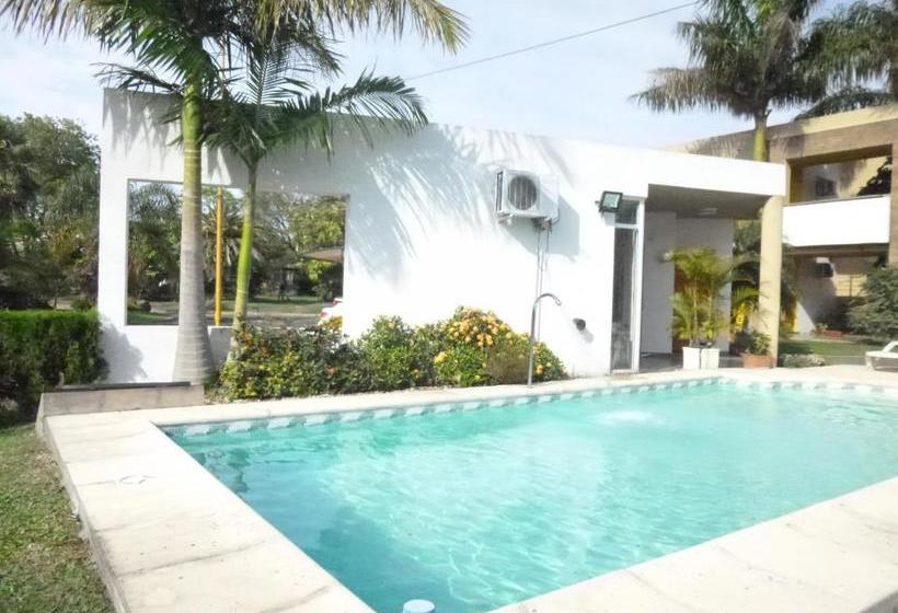 هاستل Las Balsas Hotel Federacion