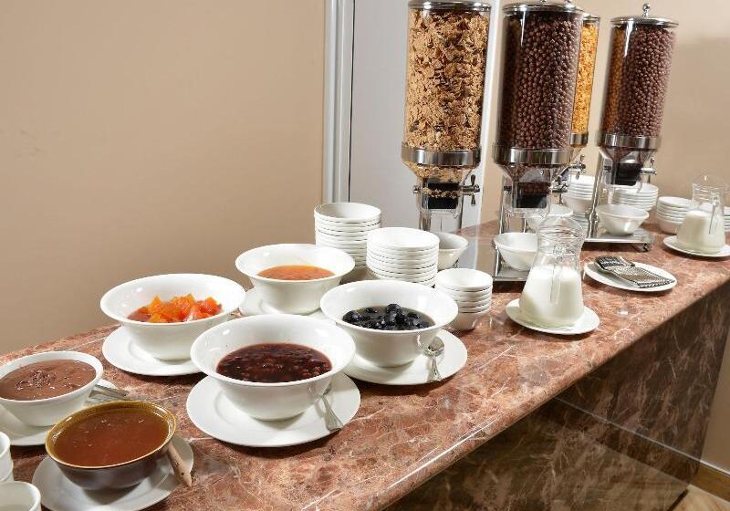 Ani Grand Hotel Yerevan