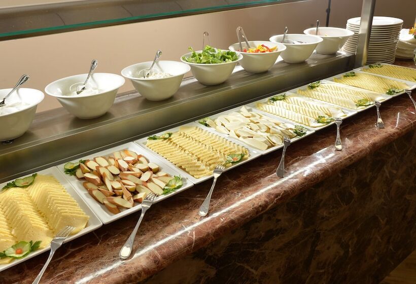 Ani Grand Hotel Yerevan