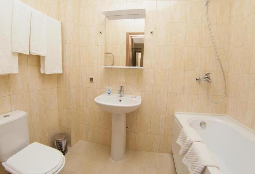 هتل Complex Oktyabrskiy