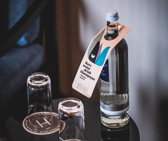 Henri Hotel Düsseldorf Downtown