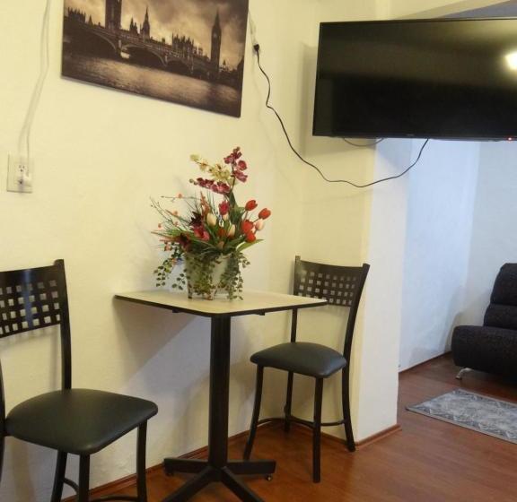 Regis Hotel Boutique