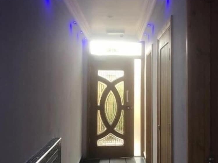 酒店 The Six Bells