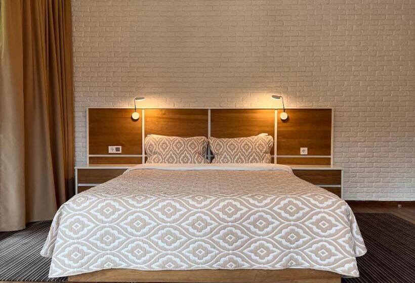 парк готель щастя