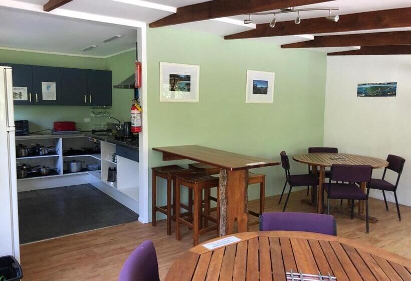 הוסטל Kanuka Ridge Lodge