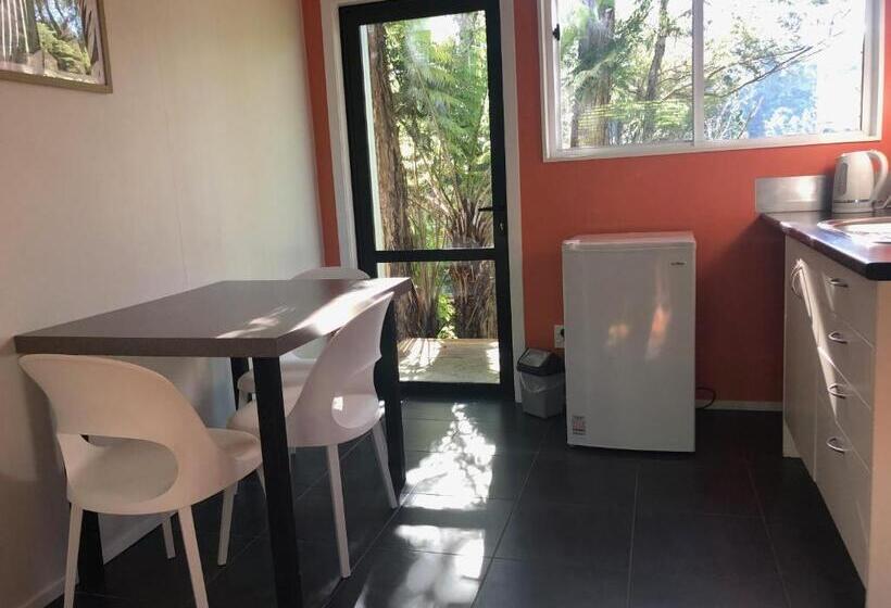 הוסטל Kanuka Ridge Lodge