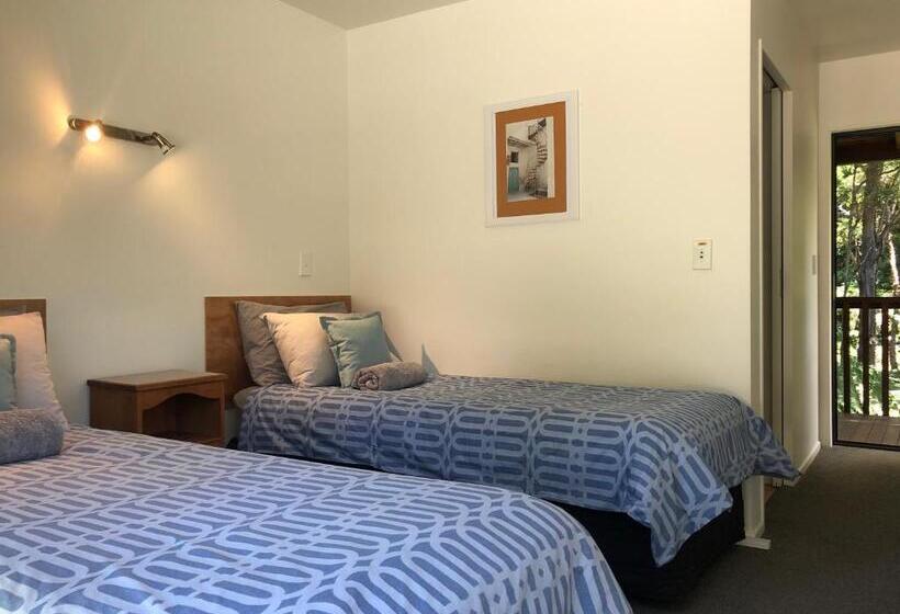 הוסטל Kanuka Ridge Lodge