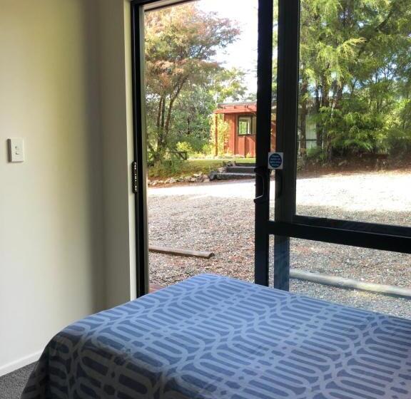 הוסטל Kanuka Ridge Lodge