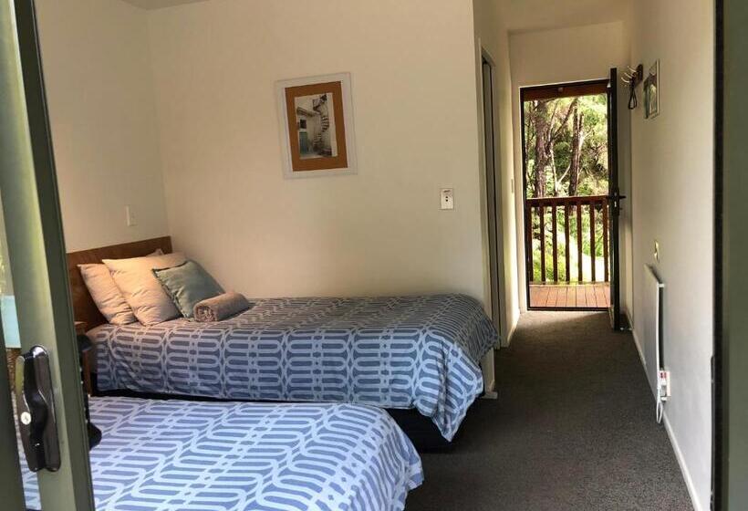 הוסטל Kanuka Ridge Lodge