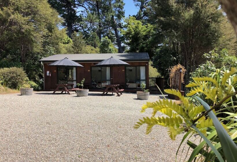 הוסטל Kanuka Ridge Lodge