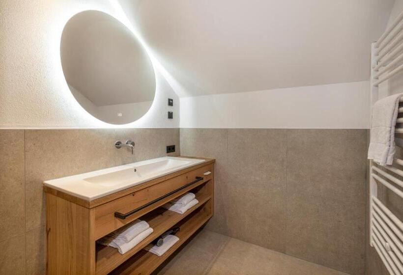 Apparthotel Zirbenhof