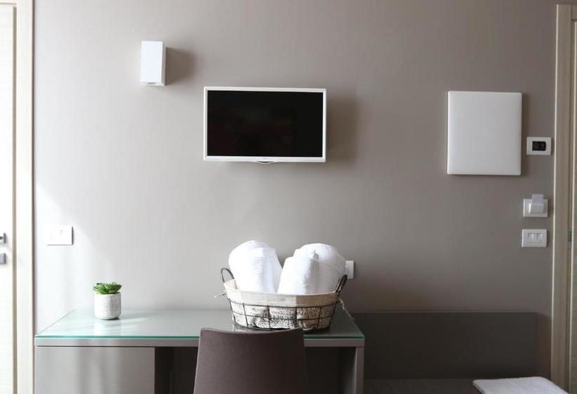 تختخواب و صبحانه Piazza Italia