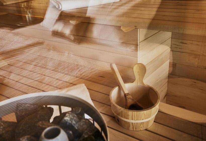 تختخواب و صبحانه Theodosius Forest Village   Glamping In Vipava Valley