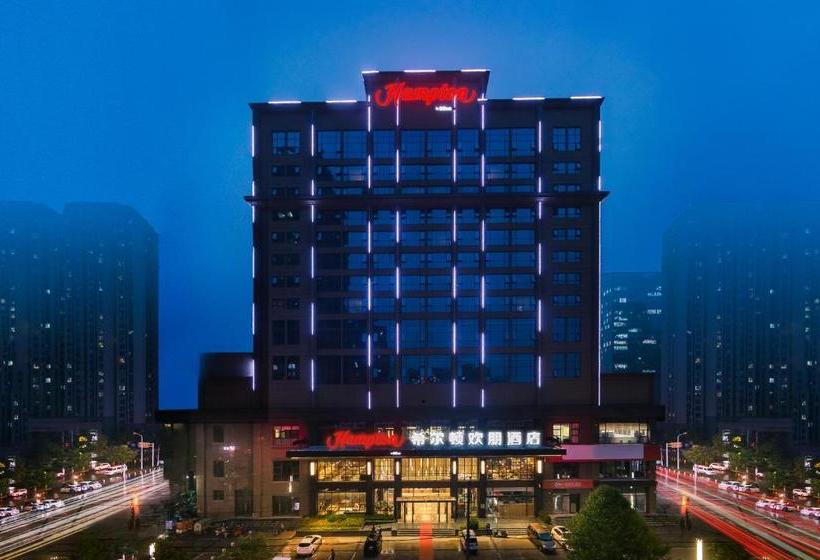בית מלון כפרי Hampton By Hilton Zhengzhou High Tech Zone