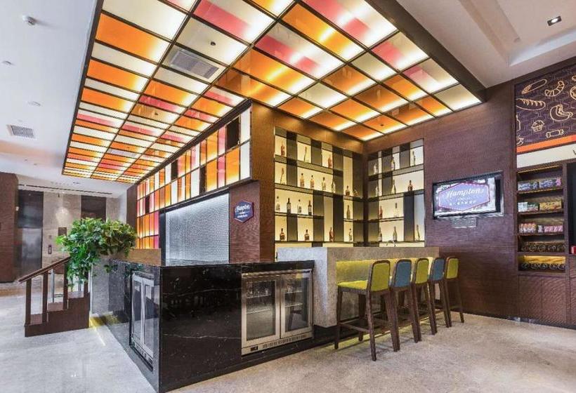 בית מלון כפרי Hampton By Hilton Zhengzhou High Tech Zone