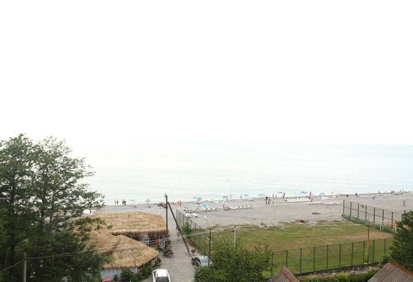 هتل Medea Kvariati