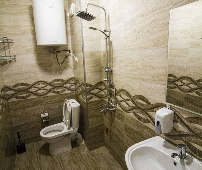 هتل Medea Kvariati