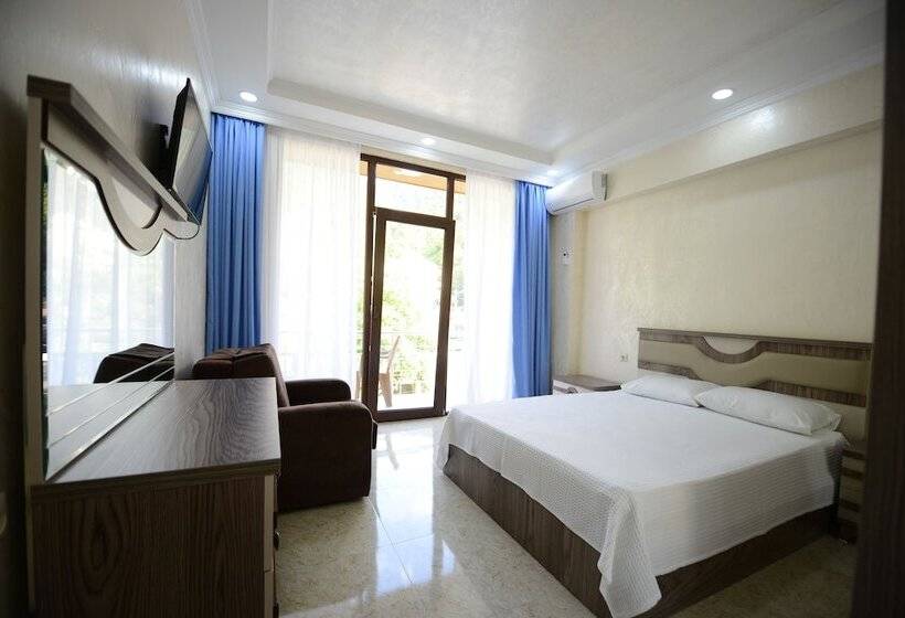 هتل Medea Kvariati