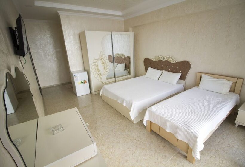 هتل Medea Kvariati