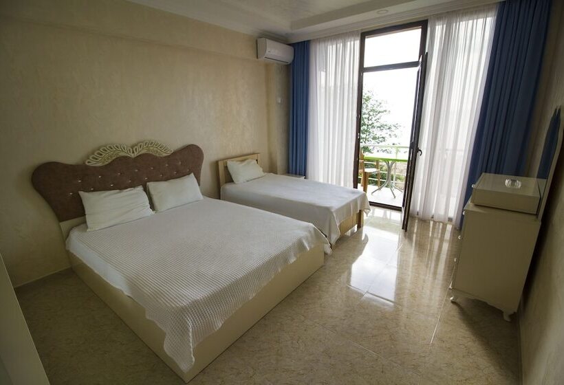 هتل Medea Kvariati