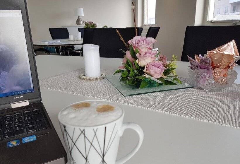 Smålandsstenar Hotell